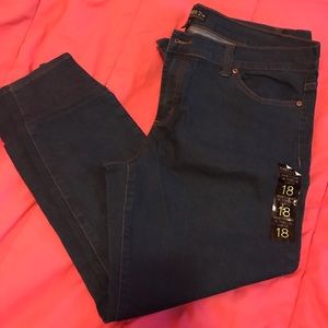 Dark Skinny jeans